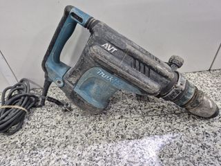MARTILLO DEMOLEDOR MAKITA AVT HM1213C 1510W