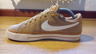 Zapatillas Nike Legacy - Beige