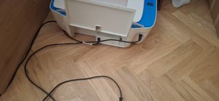 Impresora HP multifunción blanca y azul