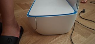 Impresora HP multifunción blanca y azul