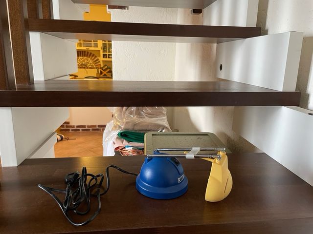 Lampada da tavolo RITRO blu e gialla