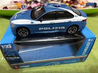 Auto Polizia 1:43 Bburago alfa romeo giulia