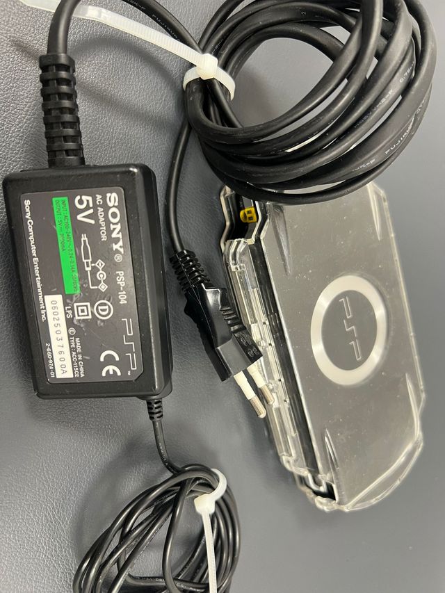 PSP con juegos clásicos + físicos originales 