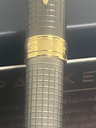 Boligrafo Parker Sonnet France en su estuche nueva