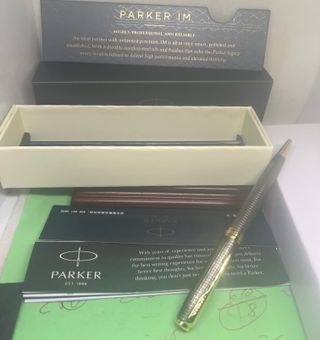 Boligrafo Parker Sonnet France en su estuche nueva