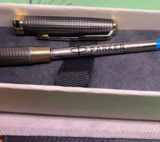 Boligrafo Parker Sonnet France en su estuche nueva