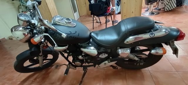 Moto Kymco Darkside 125cc