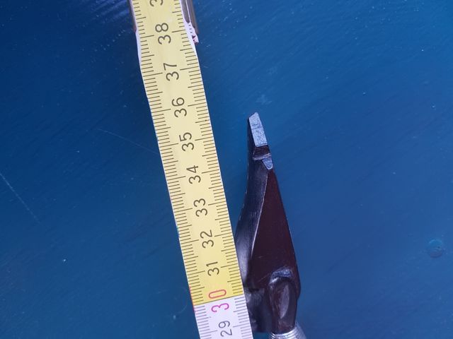 Tagliacarte lungo 35 Cm. Tribale intagliato a mano