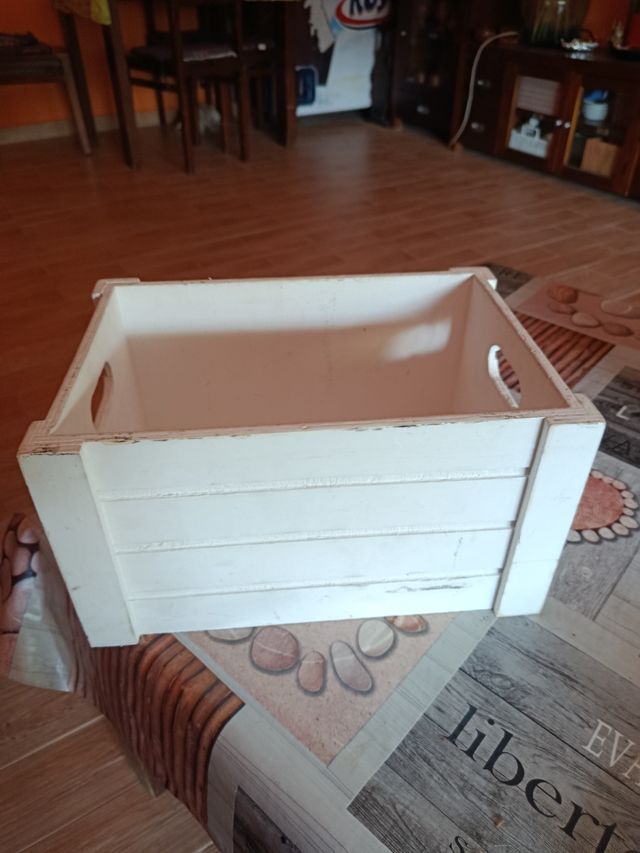 Scatola Decorativa Bianca in Legno