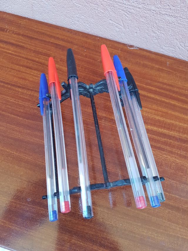 Vecchio portapenne in ferro Arte Vittoriana Epoca