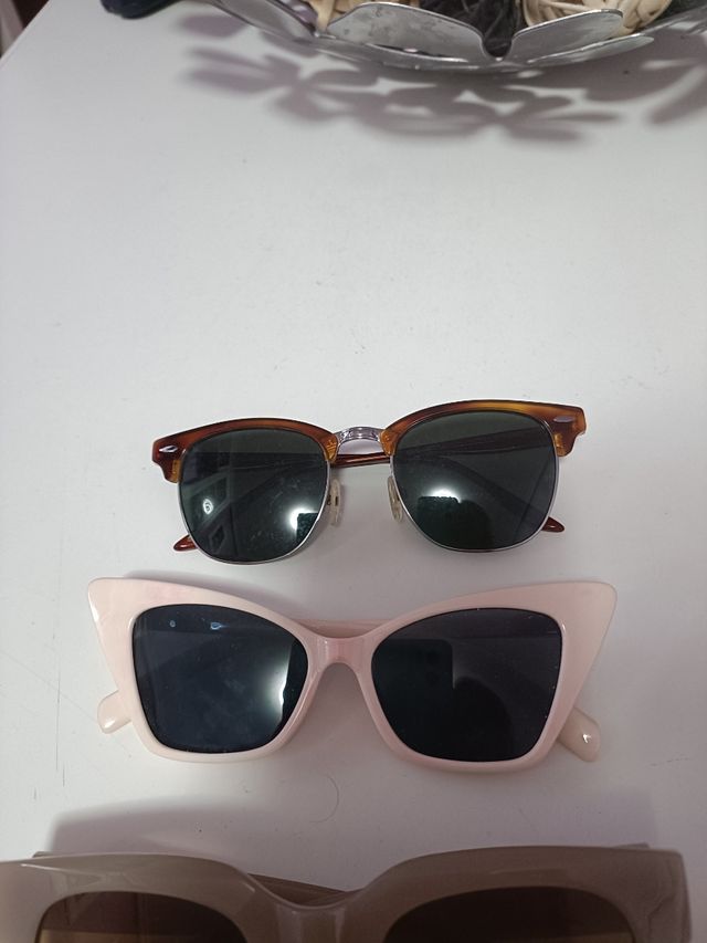 3 Gafas de sol: marrón, rosa