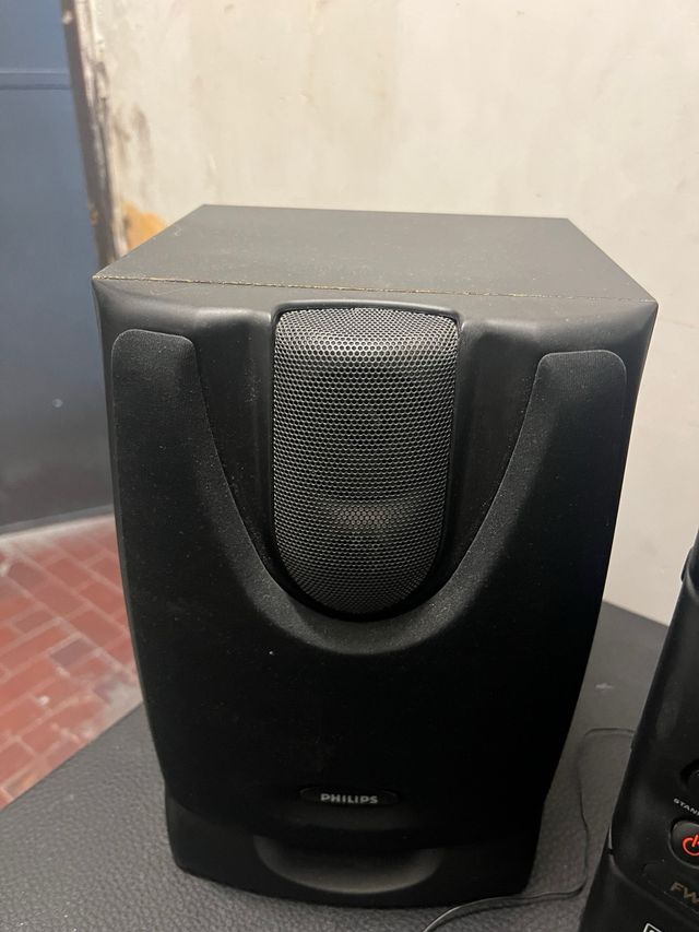 Stereo Philips FW363 - 2x50W