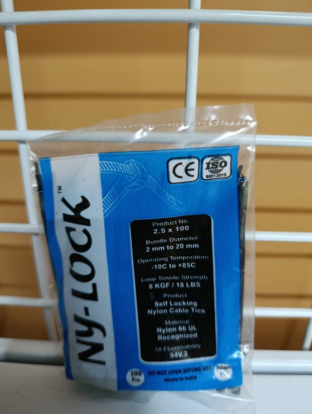  50 paquetes Bridas de Nylon – 2.5 × 100