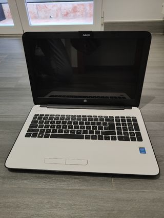 Portátil HP i5 blanco