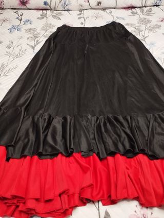 Falda Flamenca negra y roja