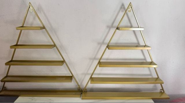2 Estanterías Triangulares Doradas