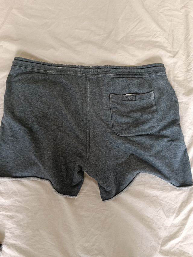 Shorts Grises - Pantalones Cortos