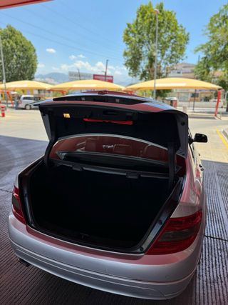 Mercedes-Benz Clase C220
