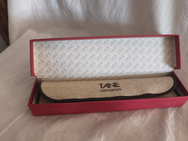 Caixa TANE Orfebres vazia
