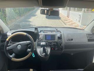 Volkswagen Transporter T5 2009