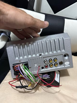 Radio Coche 2 DIN 7018B