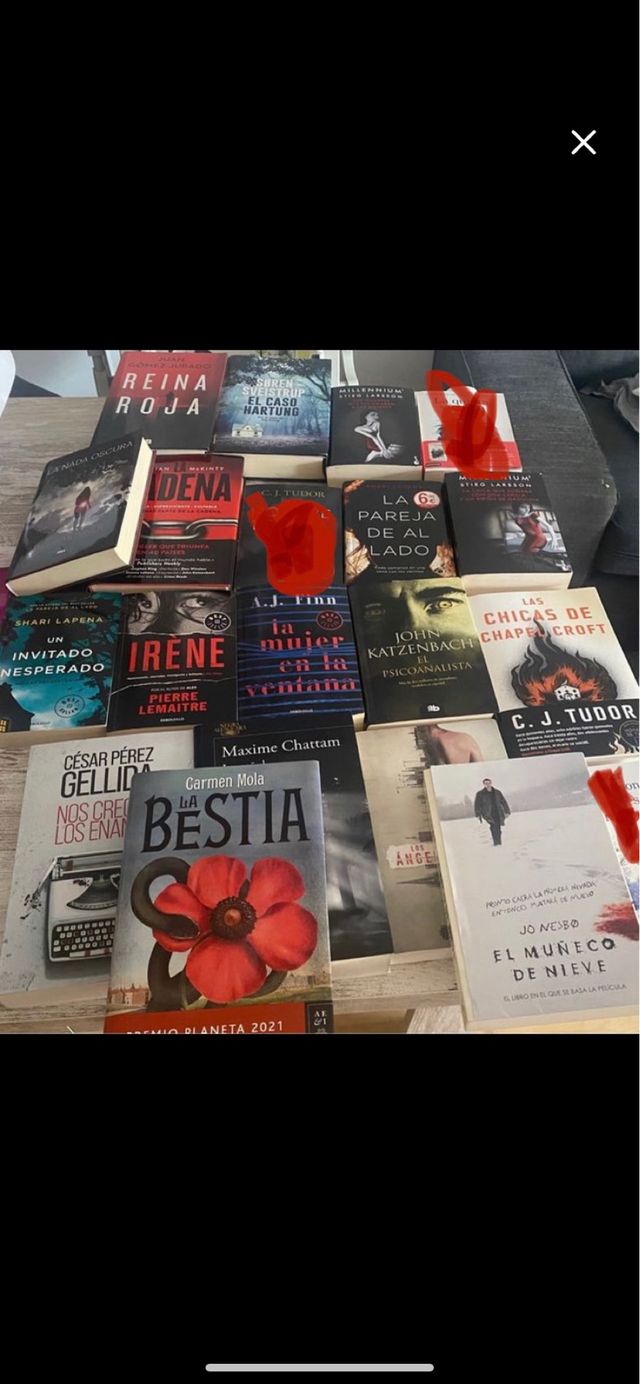 Pack de 17 libros de novela negra. 