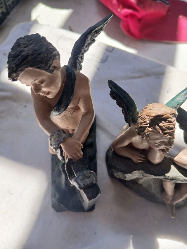 2 Angioletti in pietra, dipinti a mano