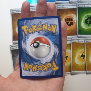 Lotto 17 Carte Pokémon Energia Holo ita/eng – SVE