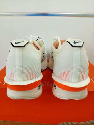 Nike Zoomx Vaporfly Next% 4  40-40.5