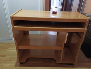 Mesa de ordenador 