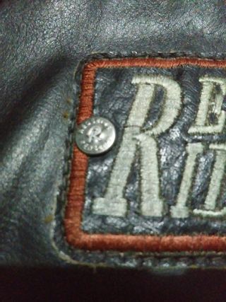 Chaqueta Redskins negra de cuero