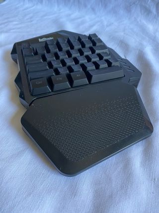 Tastiera Gaming Red Thunder nera per una mano