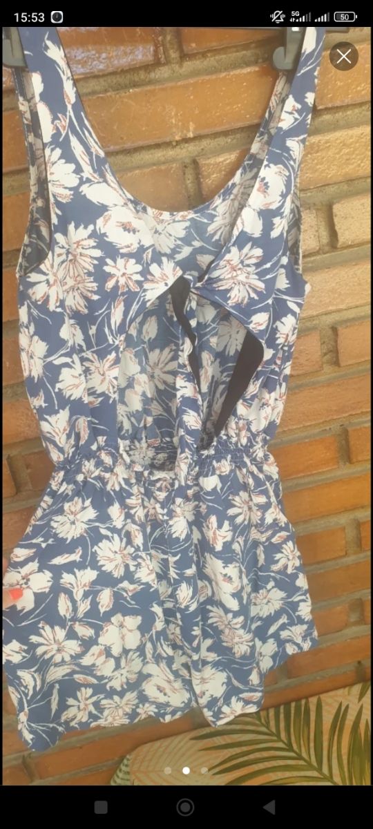 Mono corto azul y blanco