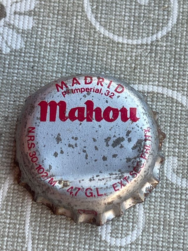 Chapas Kas y Mahou cerveza pepsi cocacola agua etc