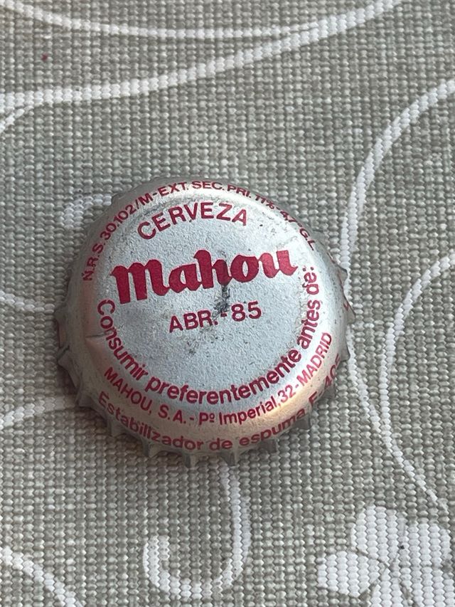 Chapas Kas y Mahou cerveza pepsi cocacola agua etc