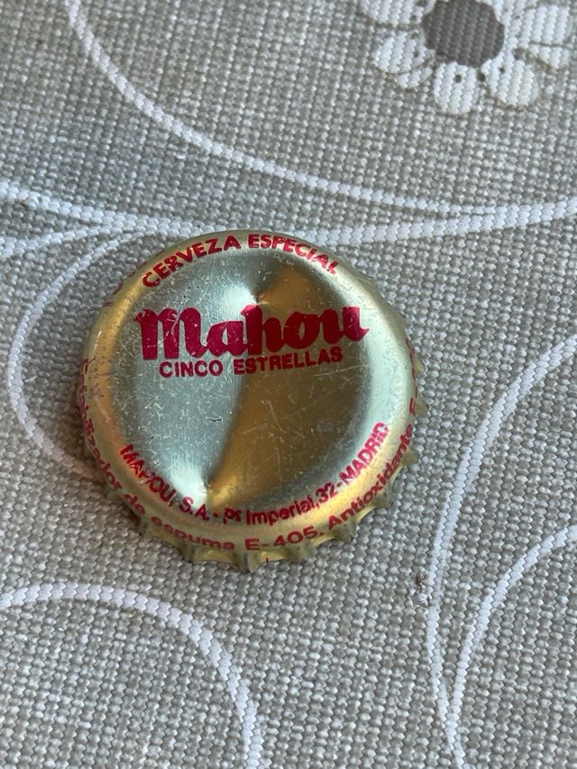 Chapas Kas y Mahou cerveza pepsi cocacola agua etc