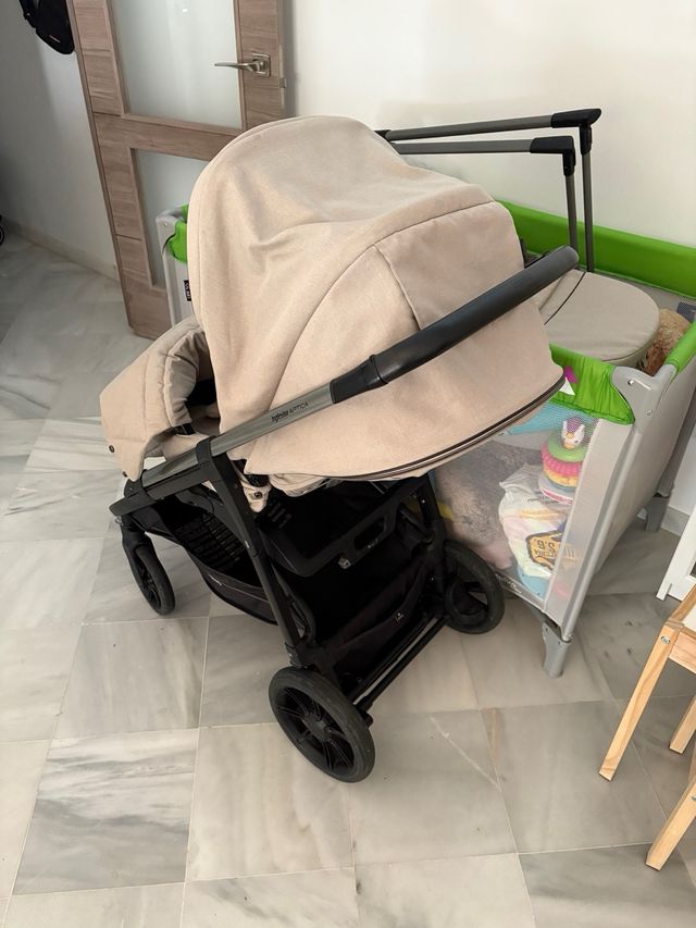 Carrito bebe Inglesina Aptica