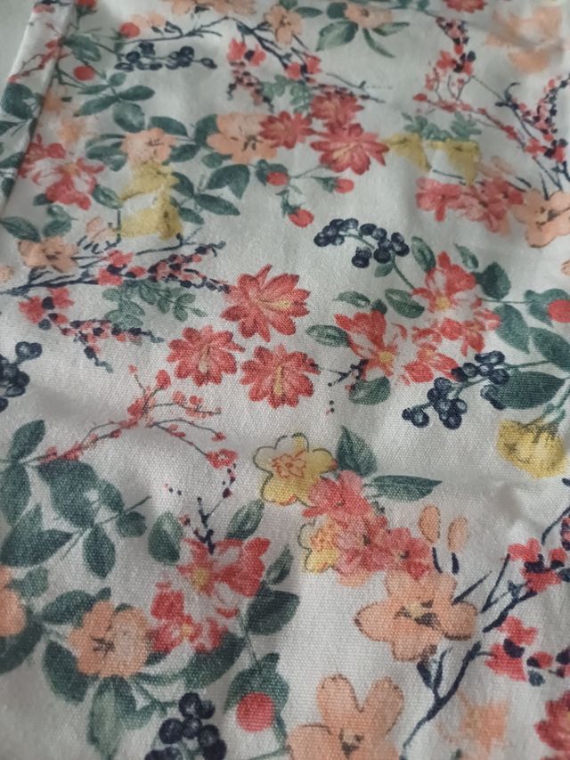 Pantalones Stradivarius estampados