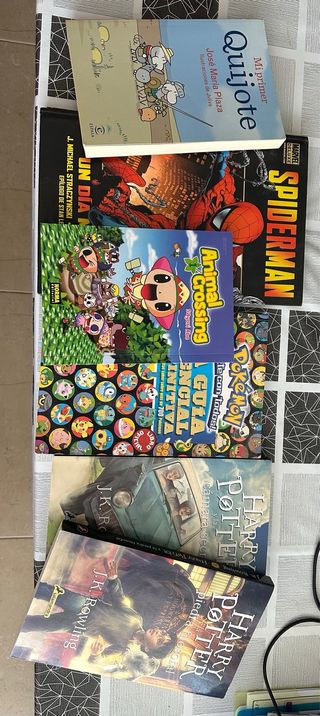 COMICS Y LIBROS DE LECTURA JUVENIL