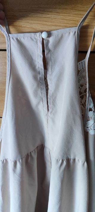 Blusa beige de encaje