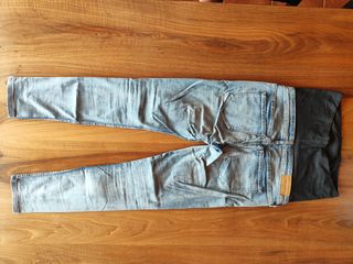 Vaquero premamá azul