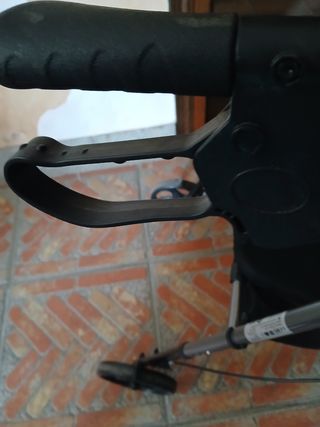 Andador plegable para mayores