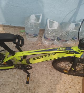 Bicicleta BMX  20"
