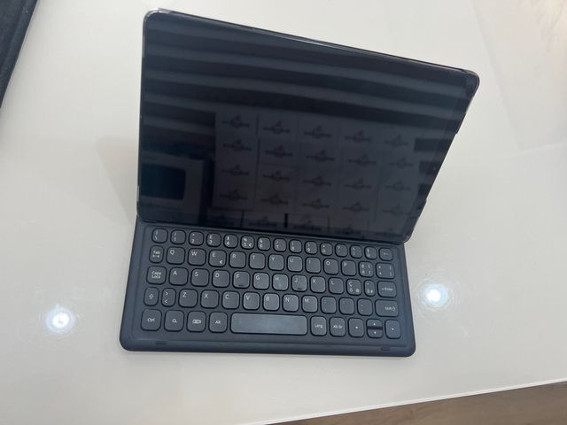 Samsung Galaxy Tab S4 + Tastiera