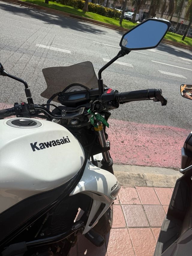 Kawasaki ER-6n limitada A2 - 41600km