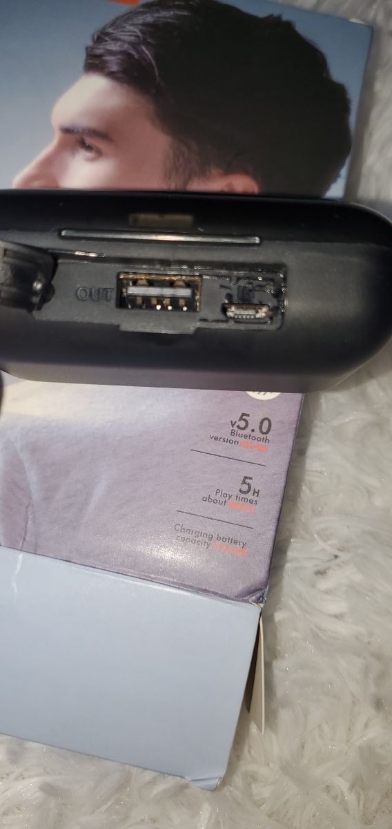 Auriculares inalámbricos F9 con powerband