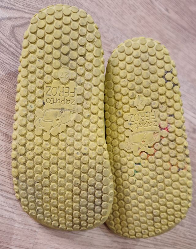 Zapatillas Feroz Moraira Rocker amarillas nº 27