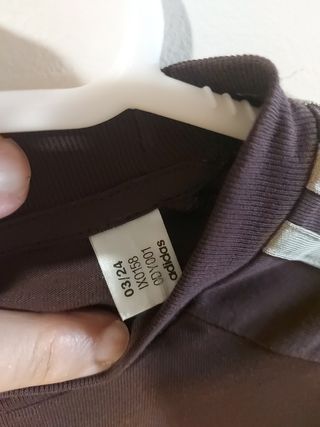 Camiseta Adidas marrón