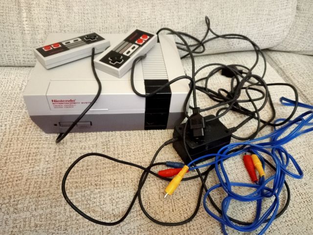 NES Nintendo - 2 juegos y pistola nintendo