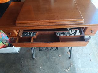 Máquina coser Singer antigua